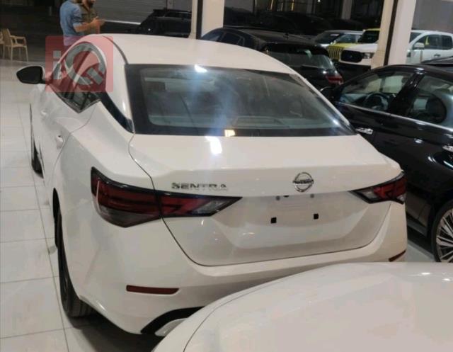 نيسان سنترا